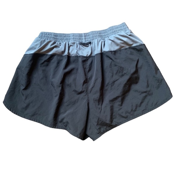 Women’s Champion performance running shorts size 2X - Picture 3 of 5